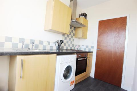 1 bedroom flat to rent, Waveney Road, Lowestoft