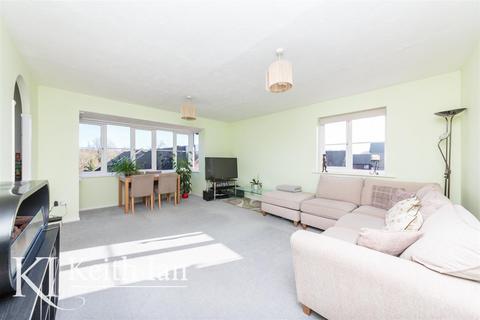 2 bedroom apartment for sale, River Meads, Stanstead Abbotts