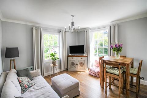 2 bedroom flat to rent, Willes Road, Leamington Spa, CV32 4PP