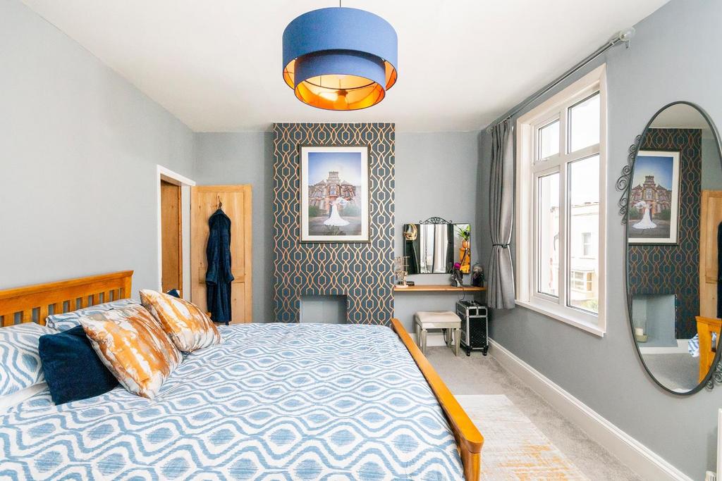 5 GS5 TN - Bedroom E.jpg