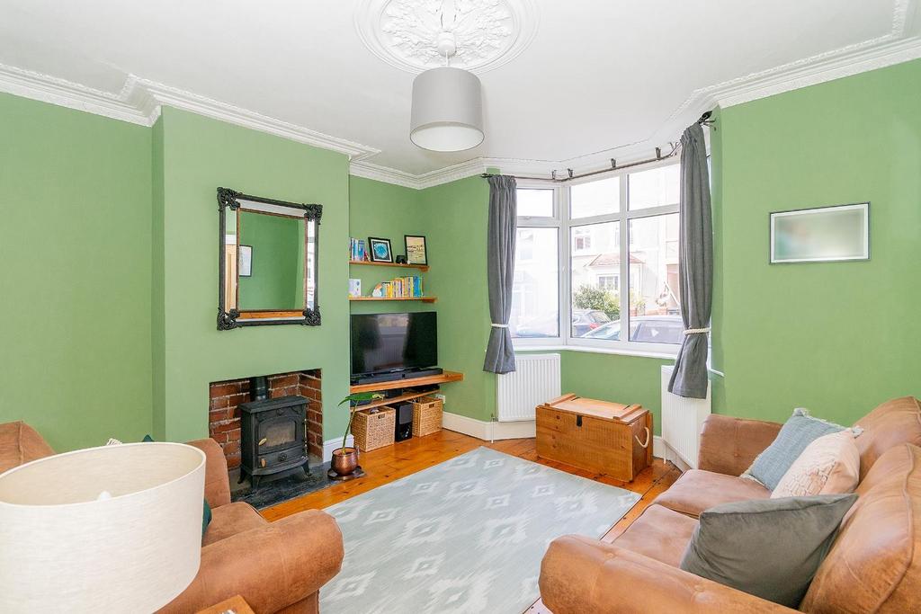 5 GS5 TN - Living Room B.jpg