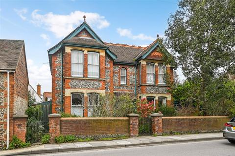 4 bedroom detached house for sale, Orchard Street, Chichester