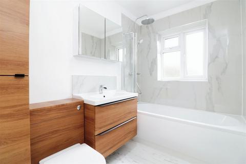 2 bedroom flat for sale, Nelson Road, Southsea