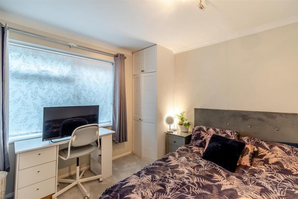 8587886-interior06.jpg