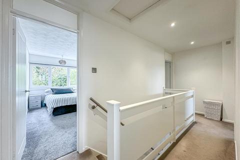 8 Ivy Close, Gravesend, DA12 5NP