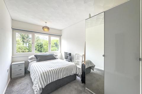 8 Ivy Close, Gravesend, DA12 5NP