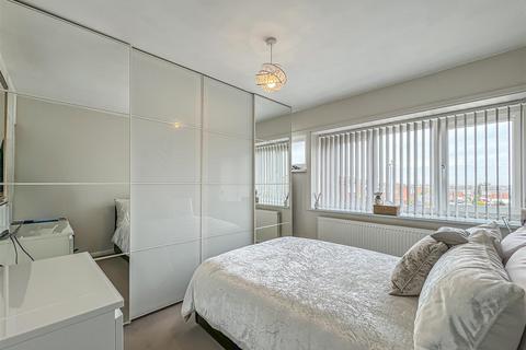 8 Ivy Close, Gravesend, DA12 5NP