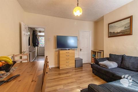 2 bedroom terraced house for sale, Selby Road, London E13
