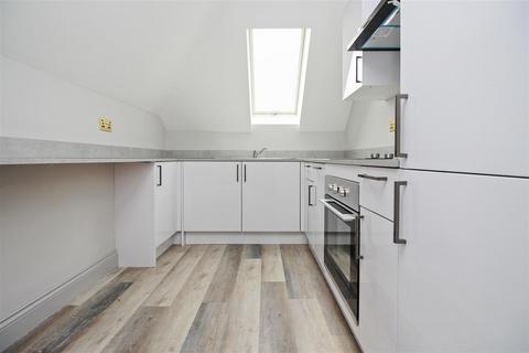 1 bedroom penthouse to rent, Whitstable Road, Canterbury