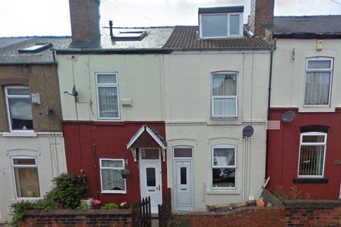 3 bedroom terraced house to rent, Princess Rd, Rotherham S63