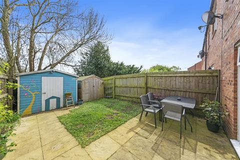 3 bedroom end of terrace house for sale, The Furrows, Northampton NN3