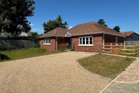 Orchard Close, Stoney Hills, Burnham-On-Crouch