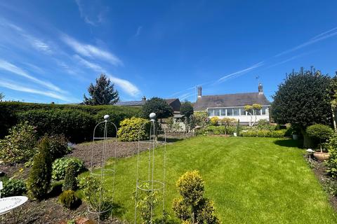 2 bedroom bungalow for sale, Loughborough Road, Whitwick, Coalville, LE67