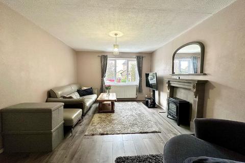 4 bedroom detached house for sale, Bank View, East Hunsbury, Northampton NN4