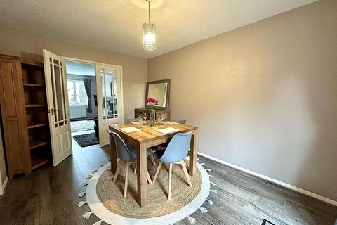 35 Bank View, Northampton, NN4 0RS