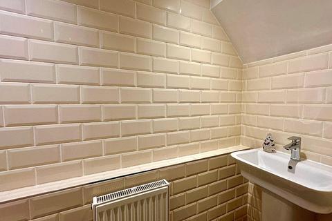 35 Bank View, Northampton, NN4 0RS