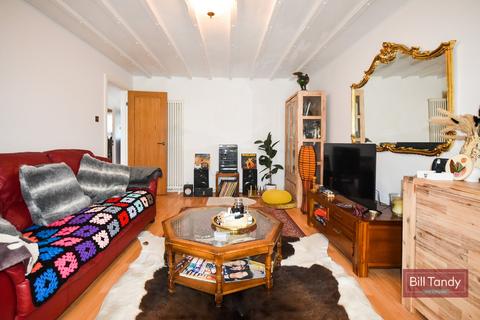 59 Burton Old Road, Streethay, Lichfield, WS13 8LJ