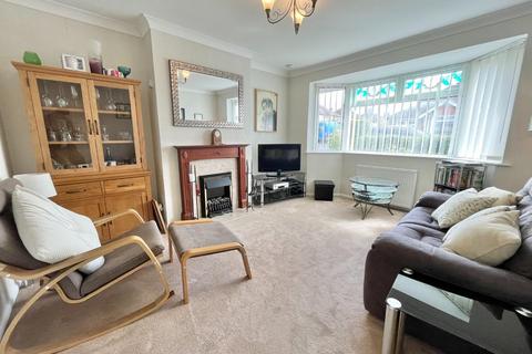 2 Canons Walk, Northampton, NN2 8HR