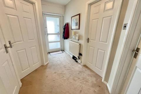 2 Canons Walk, Northampton, NN2 8HR