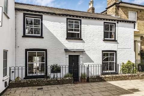 3 Barton Square, Ely, CB7 4DF
