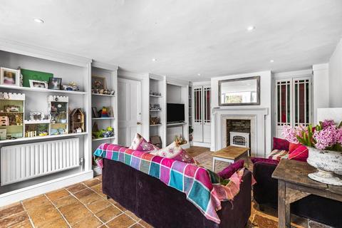 3 Barton Square, Ely, CB7 4DF