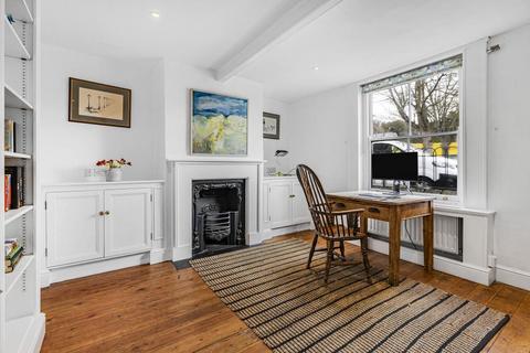 3 Barton Square, Ely, CB7 4DF