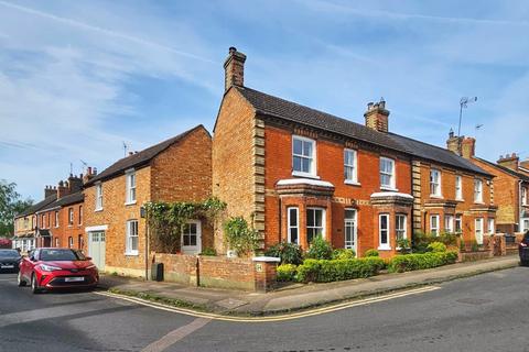4 bedroom semi-detached house for sale, Arthur Street, Ampthill, Bedfordshire, MK45