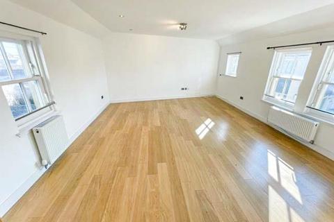 3 bedroom apartment to rent, Crichton Street, Anstruther