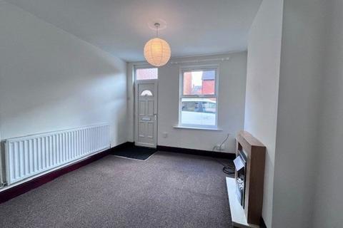2 bedroom terraced house to rent, Friar Street, Long Eaton NG10 1BZ