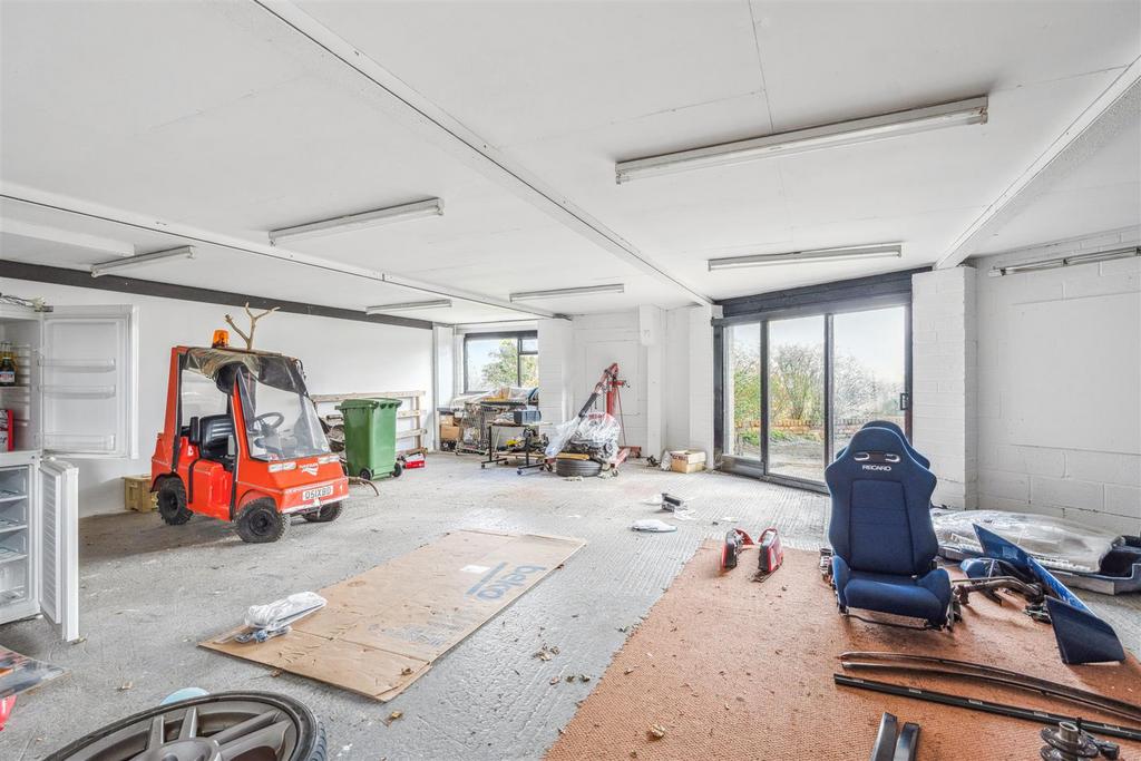 5000 Sq Foot Barn