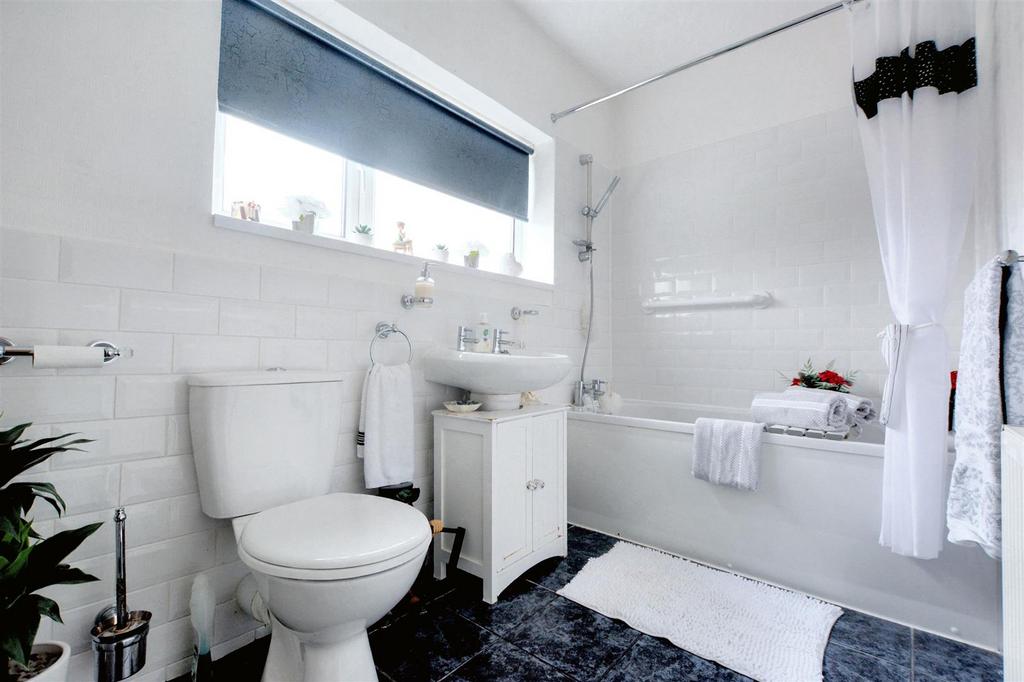 Bathroom.jpeg