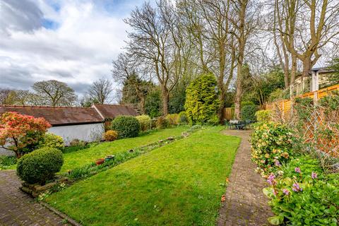 3 bedroom detached house for sale, Tudor Crescent, Wolverhampton