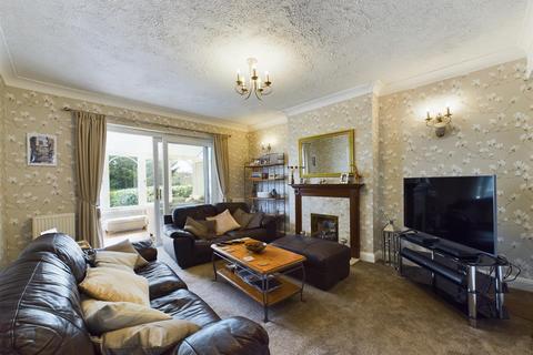 5 bedroom detached house for sale, The Grove, Coulsdon CR5