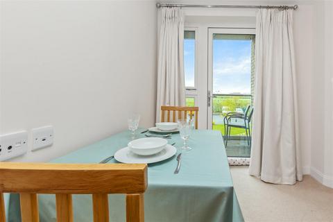 2 bedroom apartment for sale, Williams Place, 170 Greenwood Park, Didcot, OX11 6GY