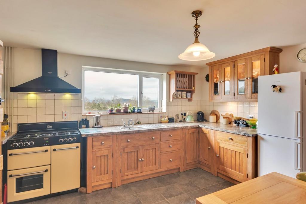 Llanfair Caereinion, Welshpool 3 bed country house for sale £550,000