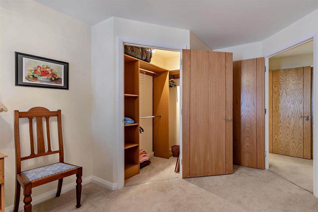 8590817-interior03-800.jpg