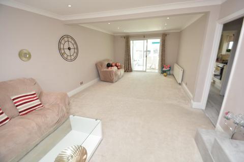 14 Halsbury Road East, Northolt, UB5 4PU