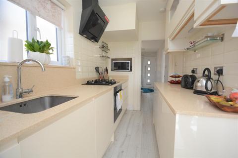 14 Halsbury Road East, Northolt, UB5 4PU