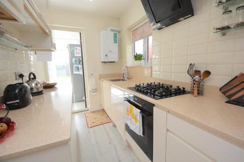 14 Halsbury Road East, Northolt, UB5 4PU