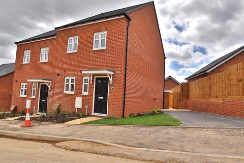 3 bedroom house for sale, Lapwing Meadow, Coombe Hill, Gloucester