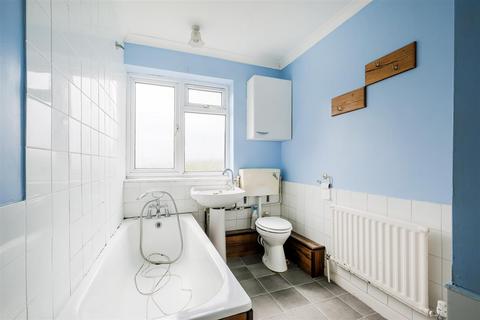 1 bedroom apartment to rent, Barnes Court, Durham Avenue, Woodford Green