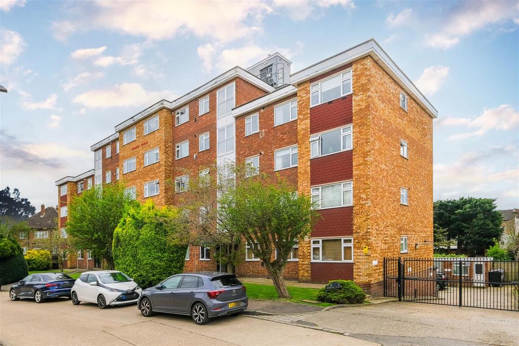 27 Barnes court-16.jpg