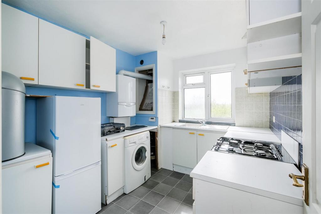 27 Barnes court-7.jpg