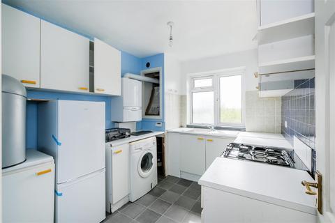 1 bedroom apartment to rent, Barnes Court, Durham Avenue, Woodford Green