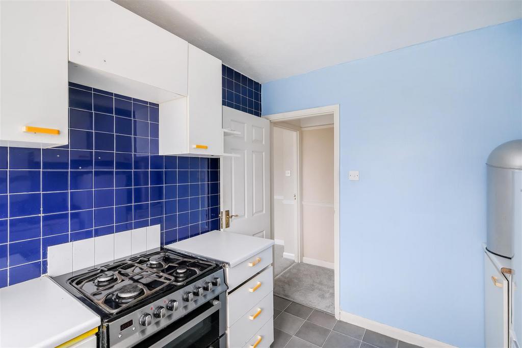 27 Barnes court-9.jpg