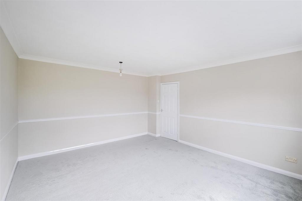 27 Barnes court-12.jpg