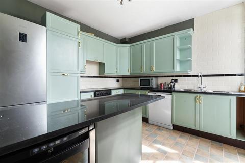 3 bedroom semi-detached house for sale, Woodcote Road, Wanstead