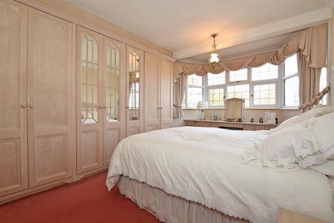 16 Eaton Rise, London, E11 2BY