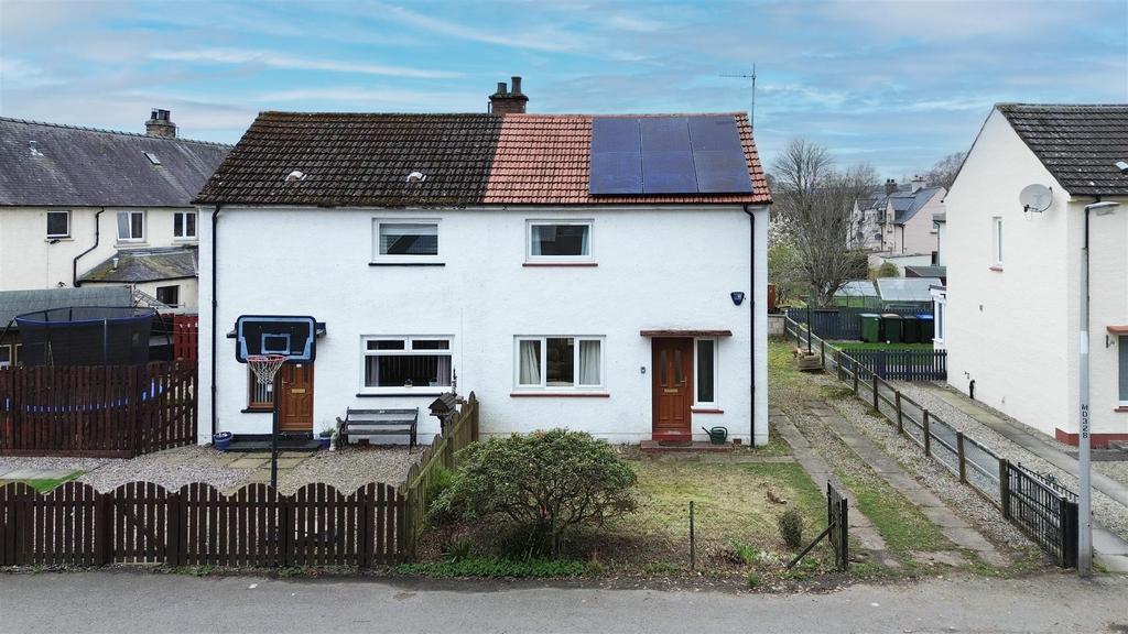 Woodside, Luncarty, Perth 2 bed house for sale £168,000