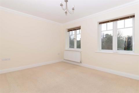 Apartment 4, Kingston Court, 20 Worthing Road, East Preston, Littlehampton, BN16 1FD